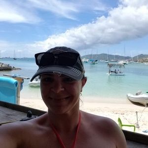 Meet your Posher, Anita